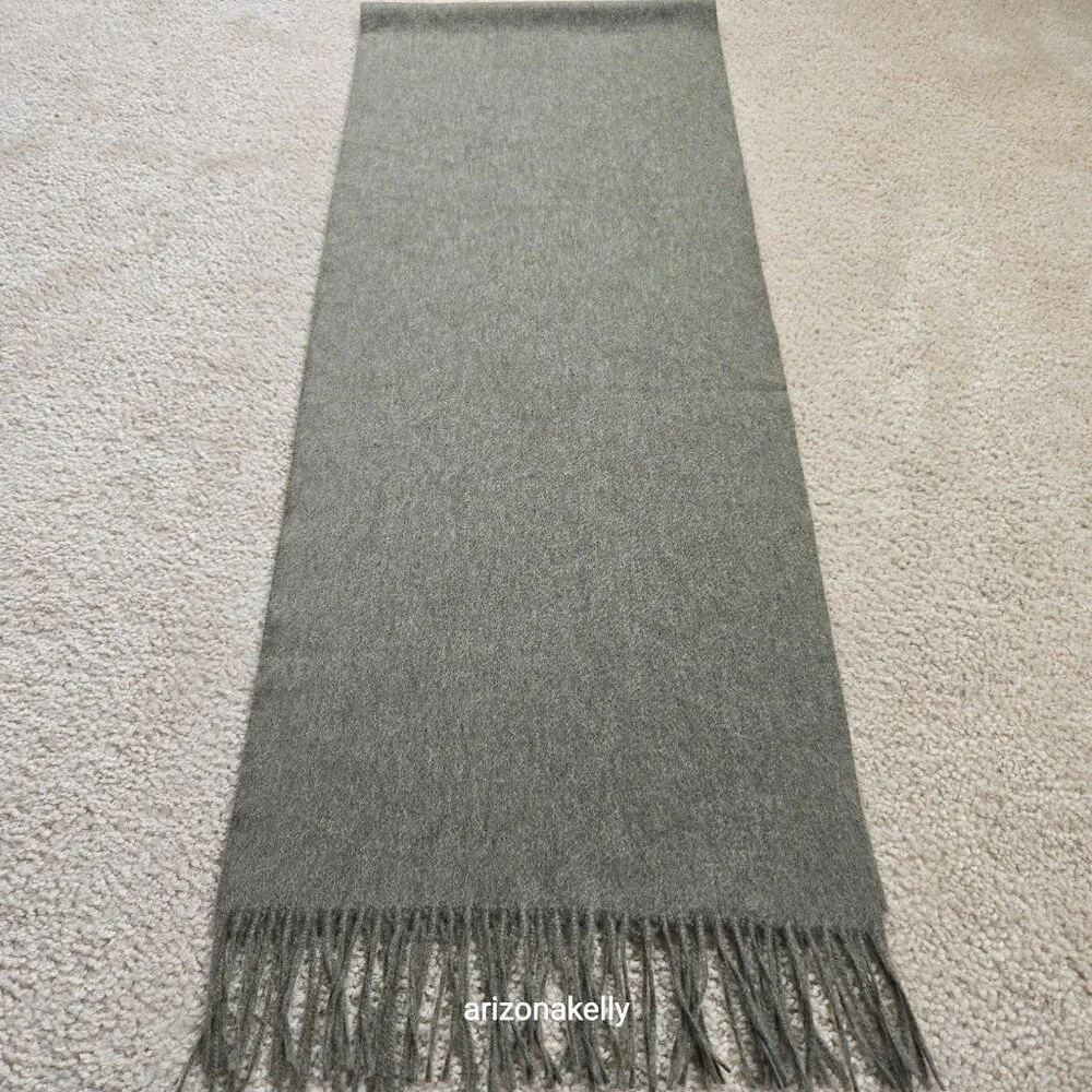 NWOT Cashmere Scarf Olive Green